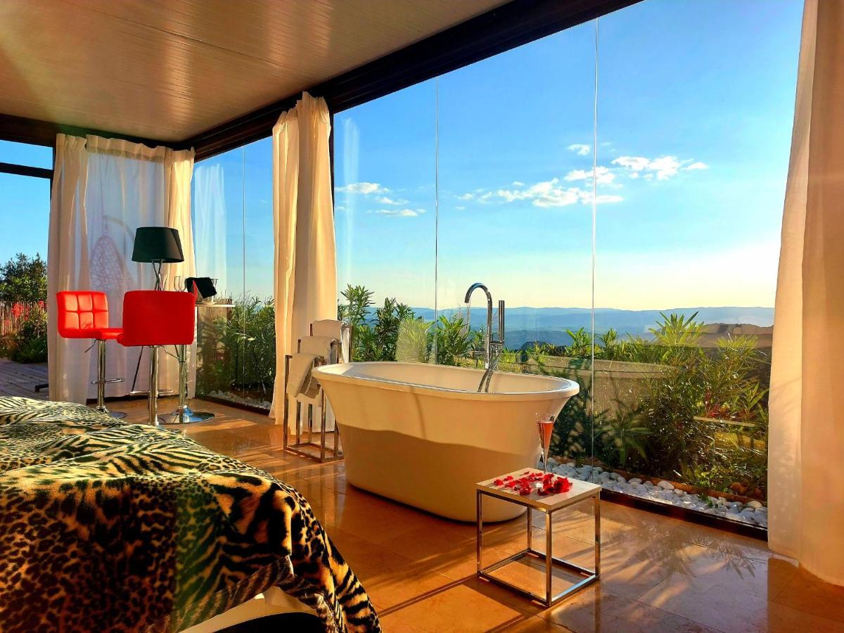 Hotel Ddg Retreat Casares Esterno foto