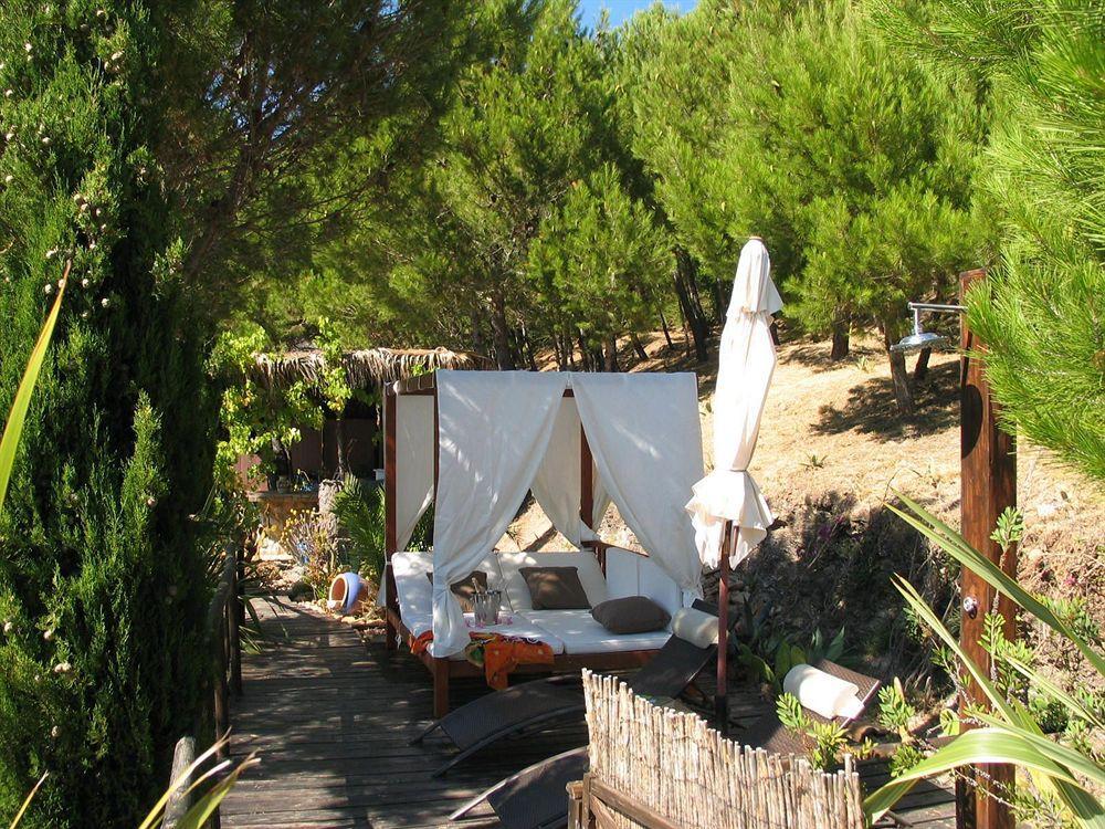 Hotel Ddg Retreat Casares Esterno foto