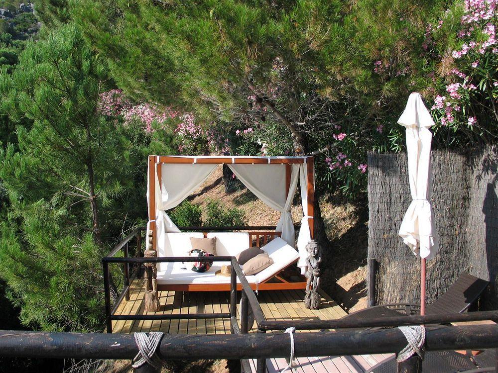 Hotel Ddg Retreat Casares Esterno foto