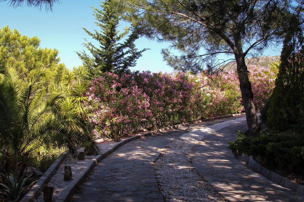 Hotel Ddg Retreat Casares Esterno foto