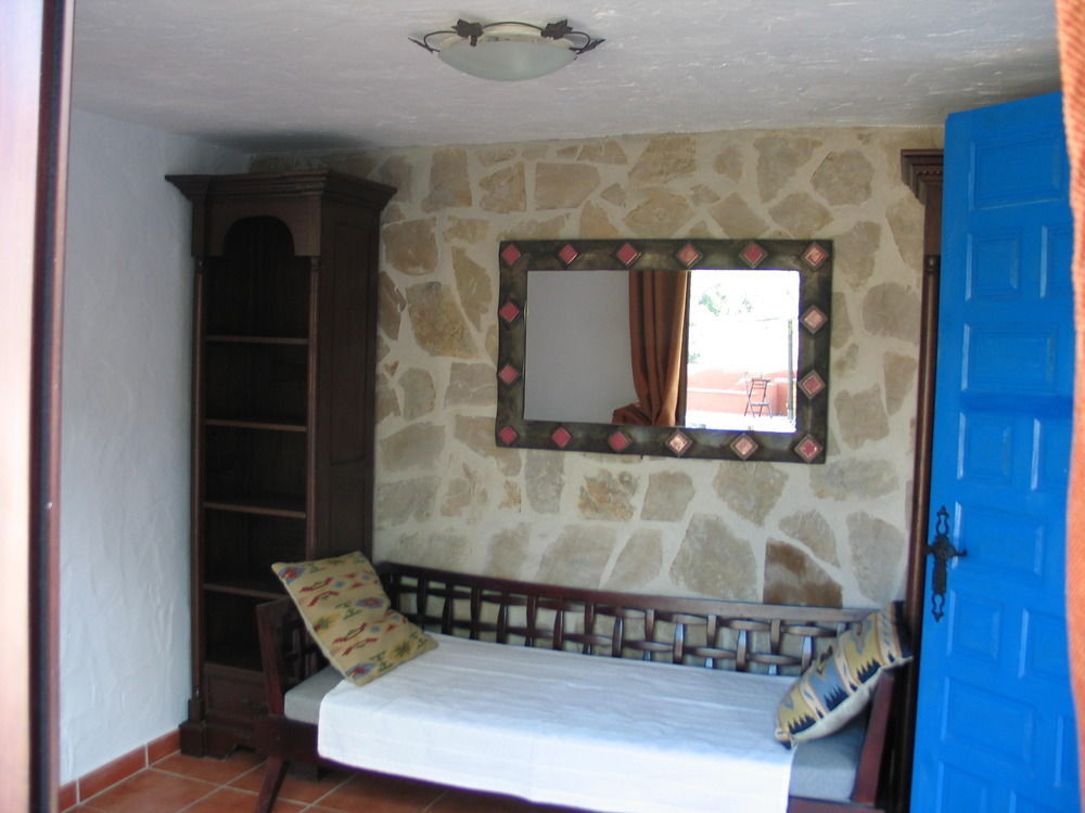 Hotel Ddg Retreat Casares Esterno foto