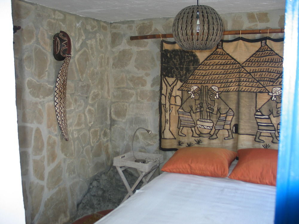 Hotel Ddg Retreat Casares Esterno foto